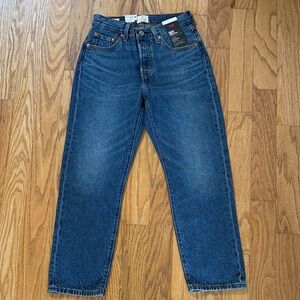 Levi's 501® Cropped Lightweight Jeans